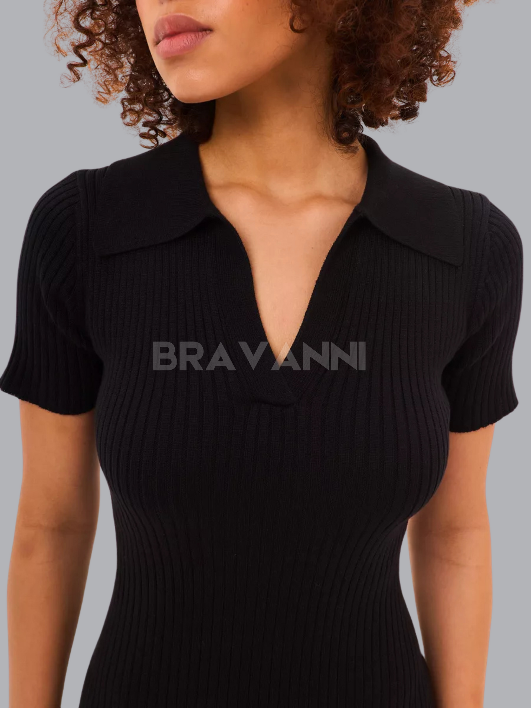 Vestido de Malha com Decote em V e Fenda - LineSlin