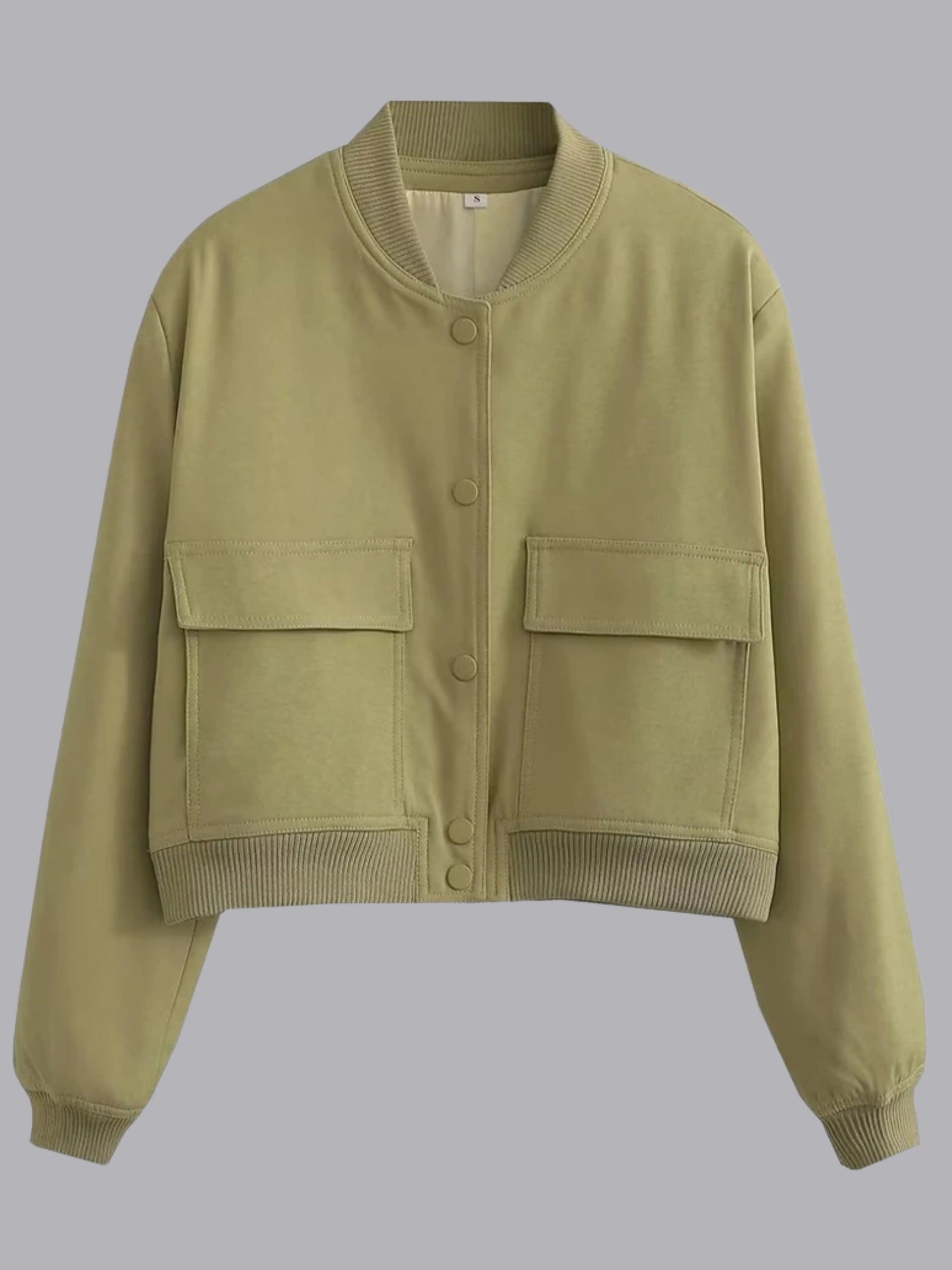 Jaqueta Bomber Feminina Oversized Curta com Botões - StreetChic