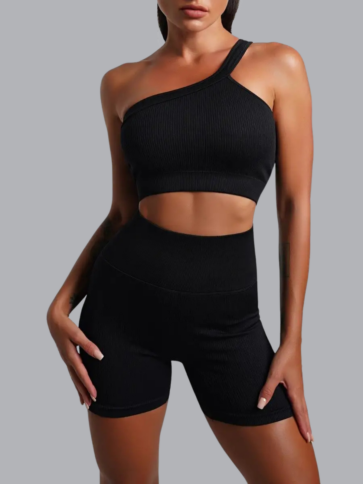 Conjunto Fitness com Top de Ombro Único e Short de Cintura Alta - ActivePulse