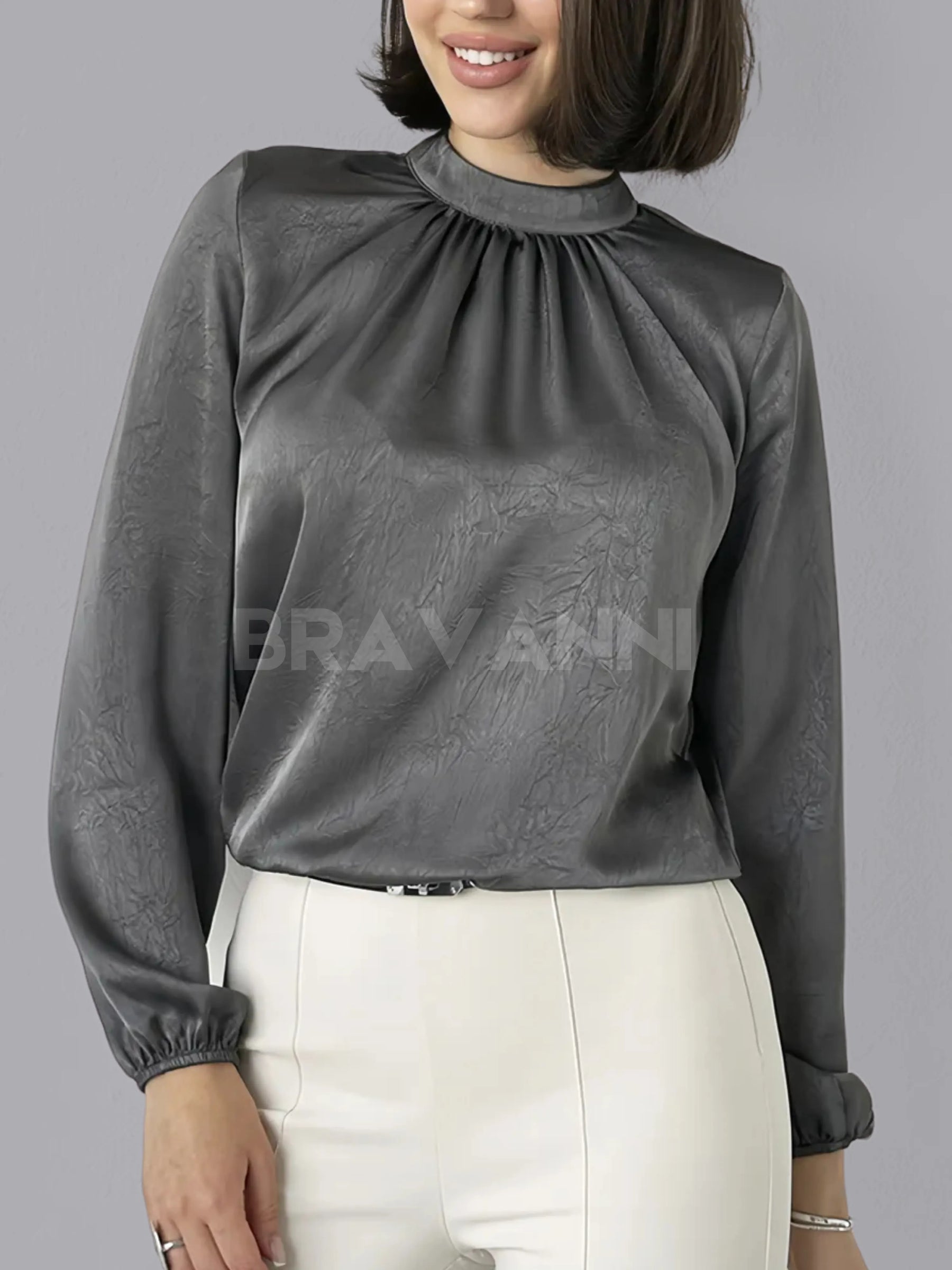 Blusa Feminina de Linho com Fita de Cetim e Botões - RetroFlow