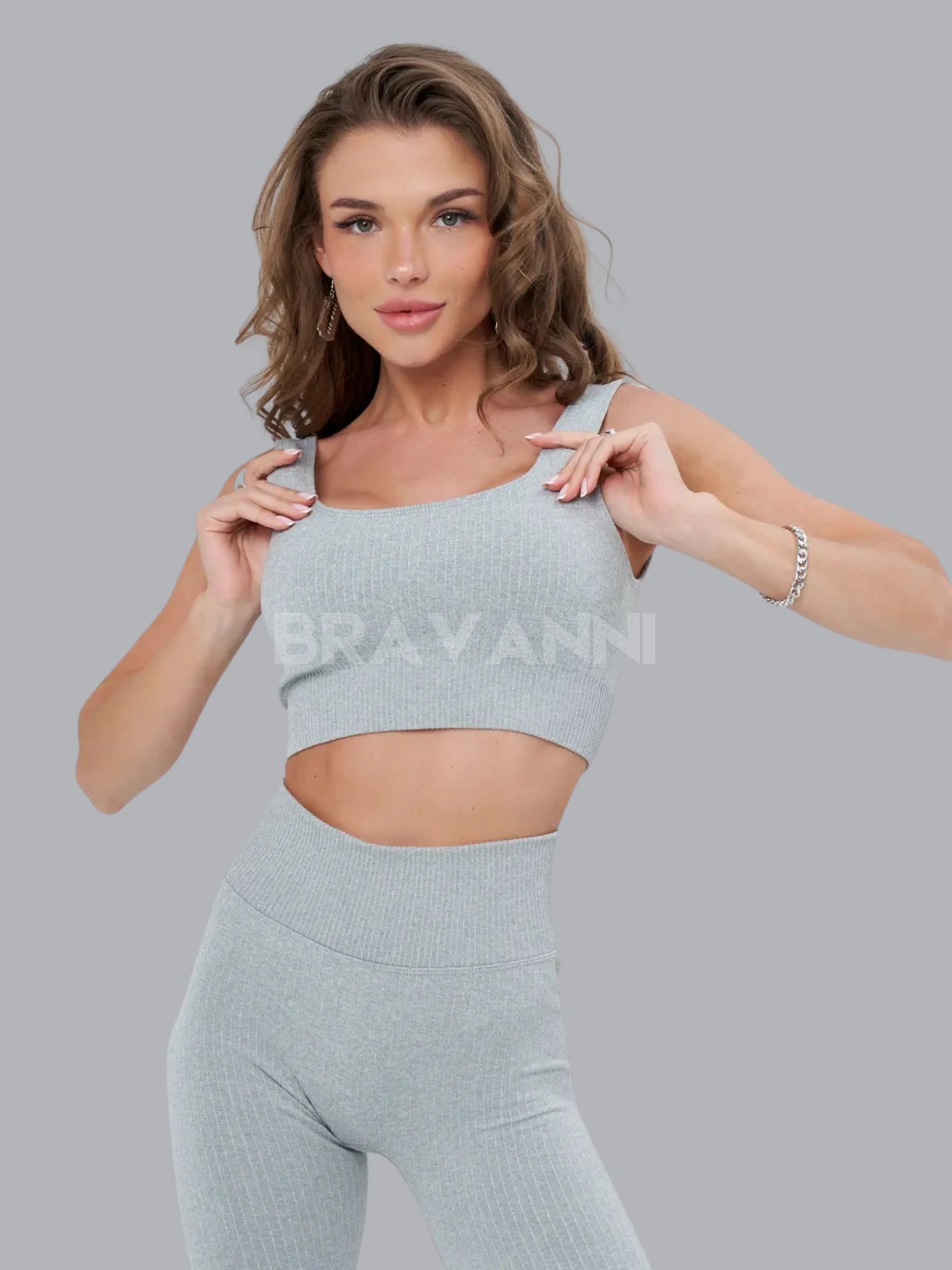 Conjunto Fitness com Top Canelado e Legging de Cintura Alta - VibeActive