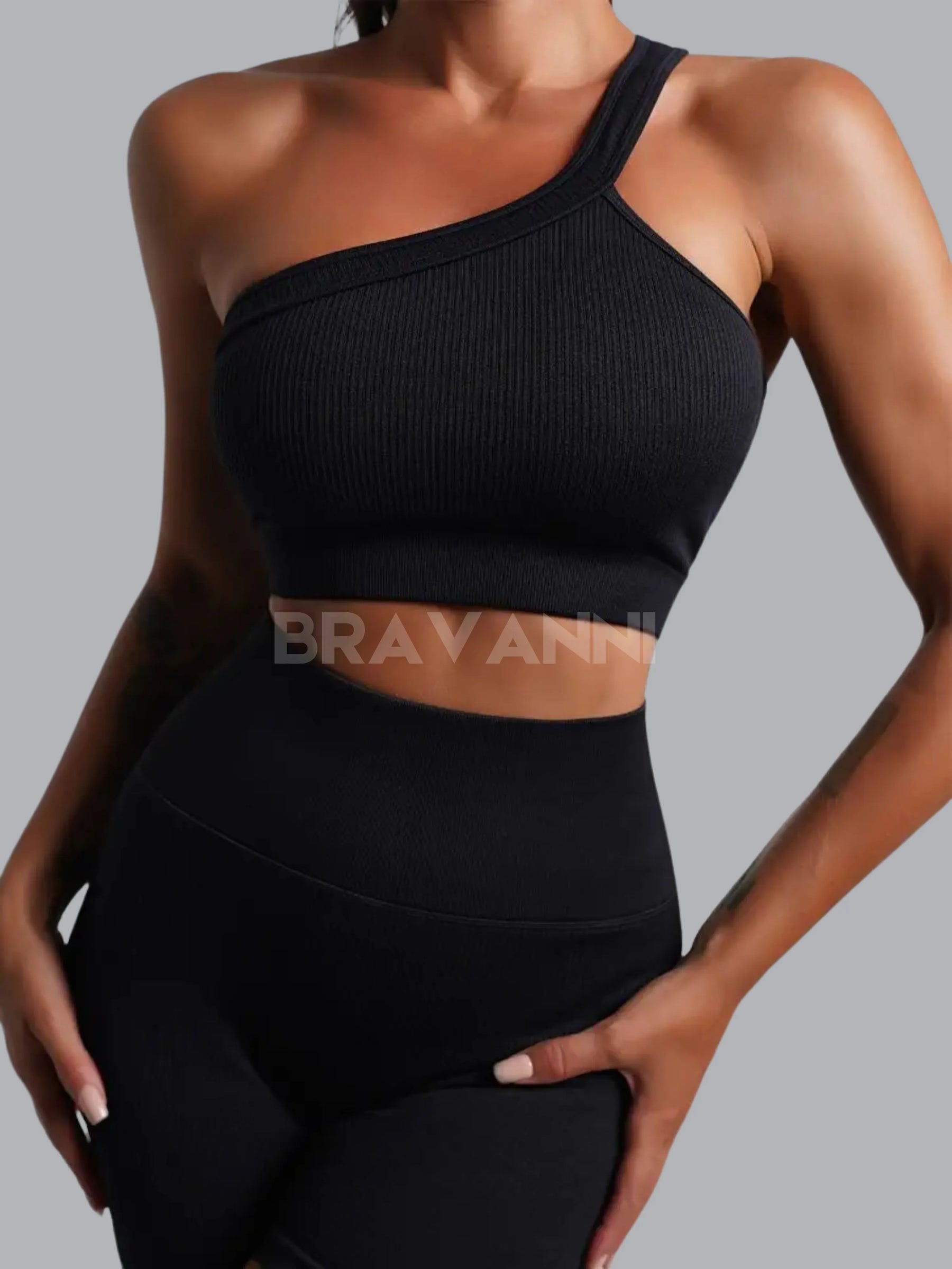 Conjunto Fitness com Top de Ombro Único e Short de Cintura Alta - ActivePulse