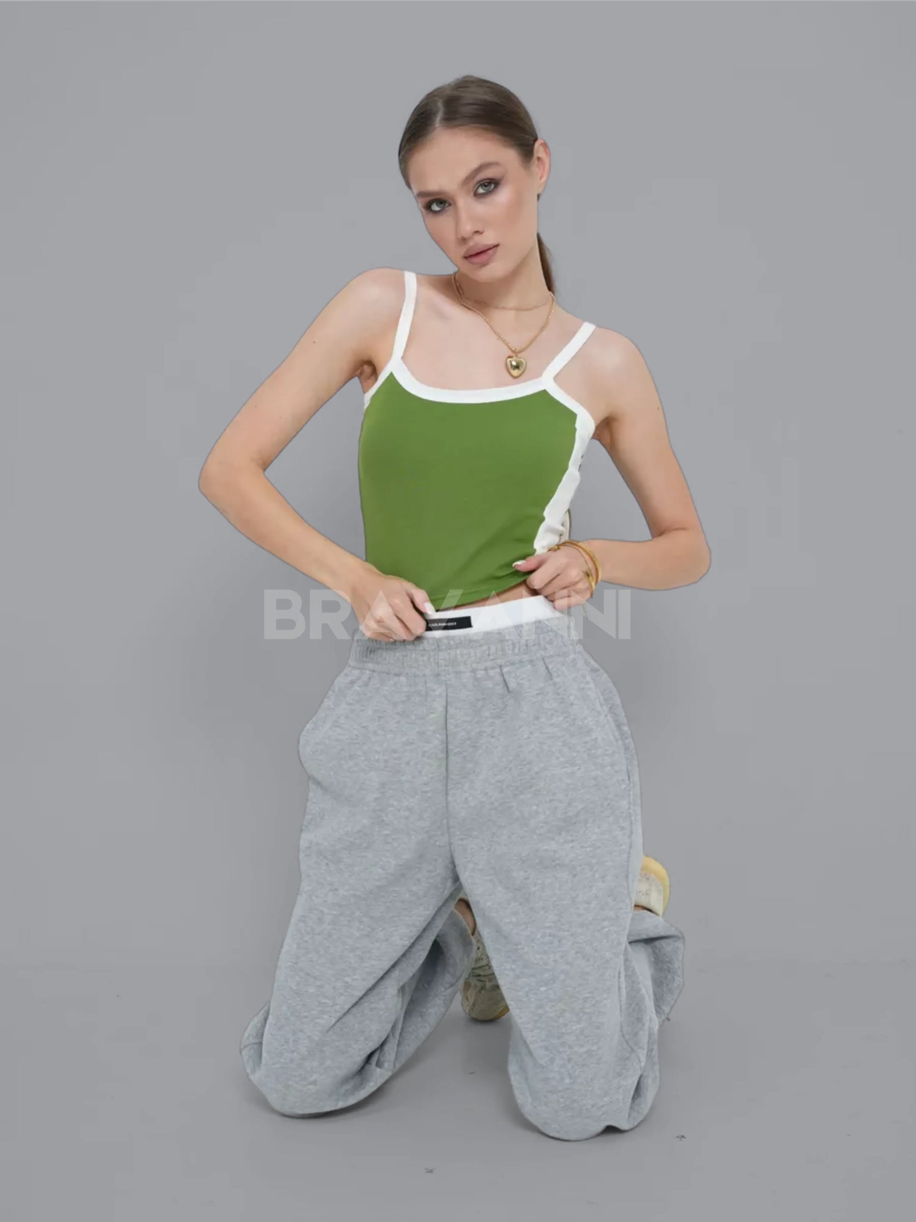Cropped com faixa Branca e Decote Redondo - VibeRush