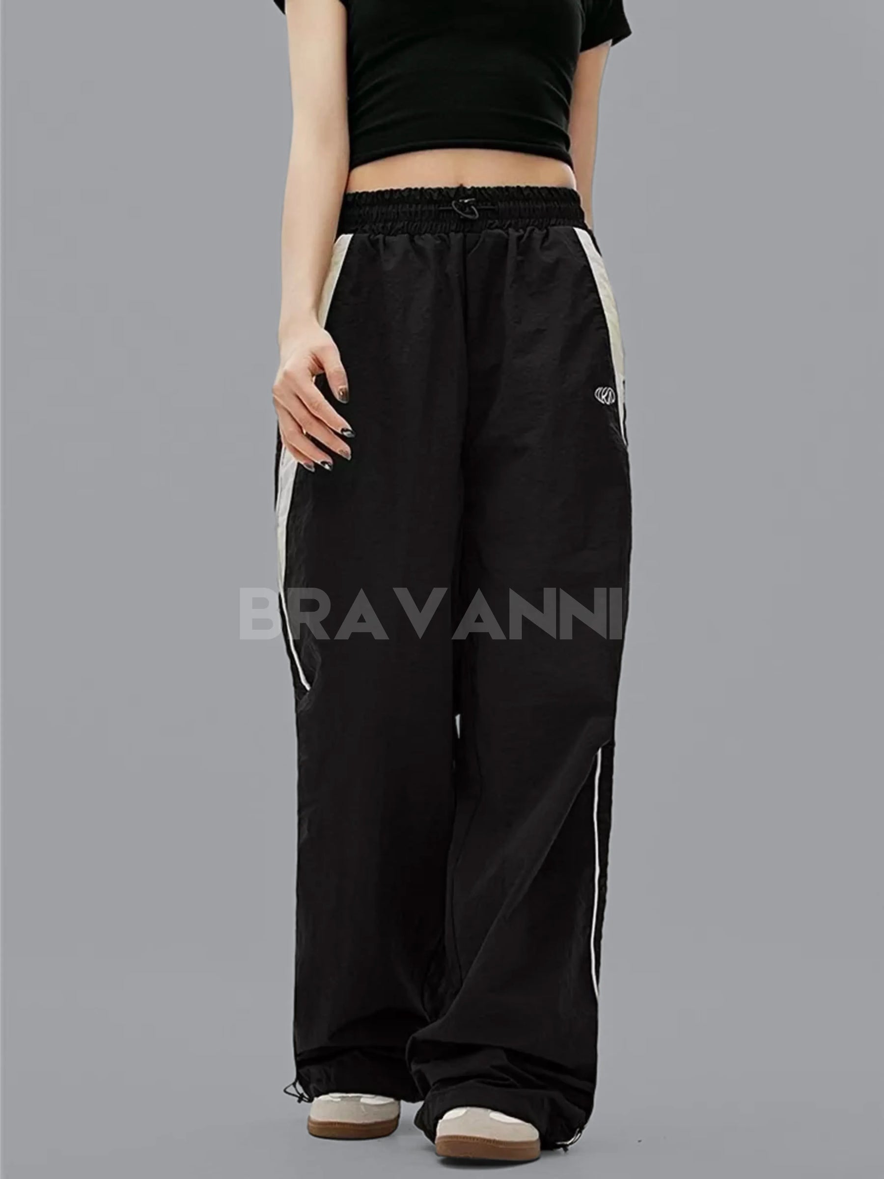 Calça Cargo Oversized com Cintura Alta e Bolsos - StreetPulse