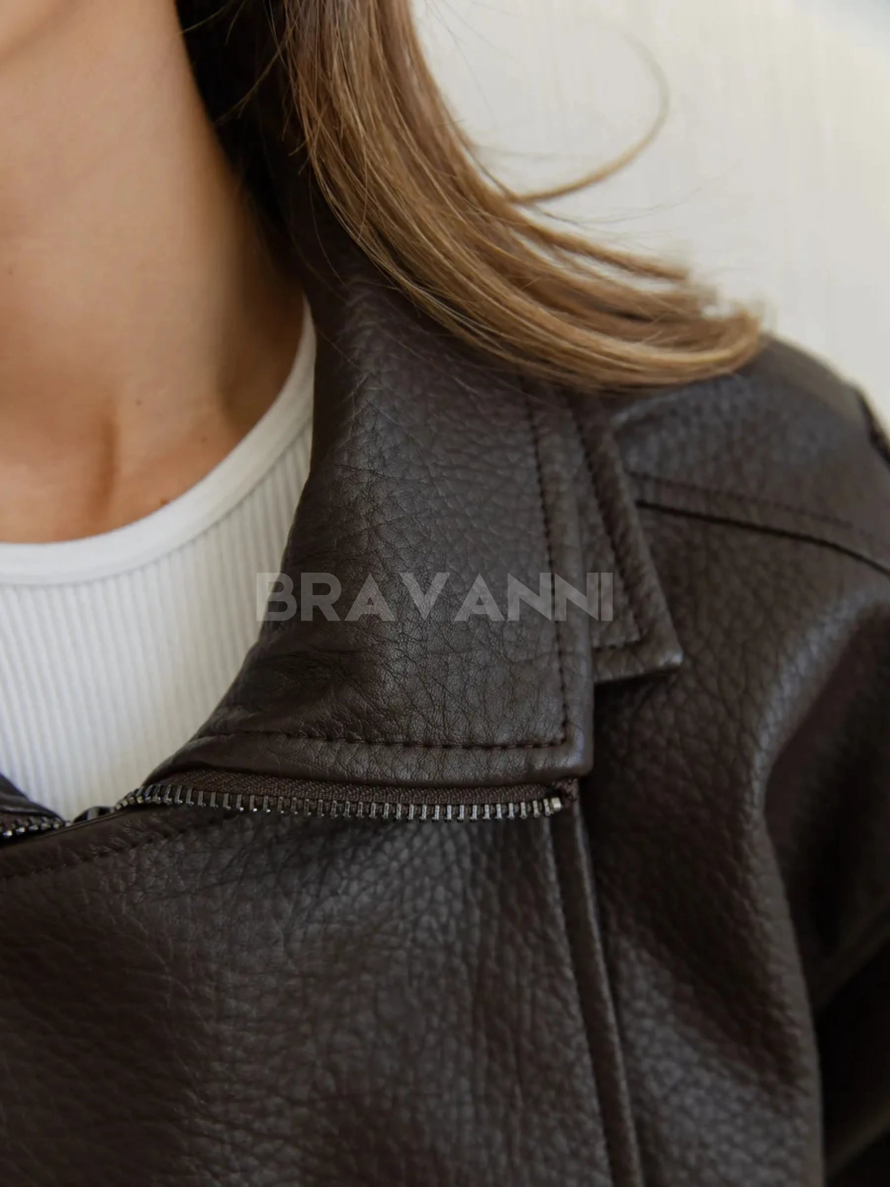 Jaqueta Bomber Oversized com Zíper e Botões - RetroVibe