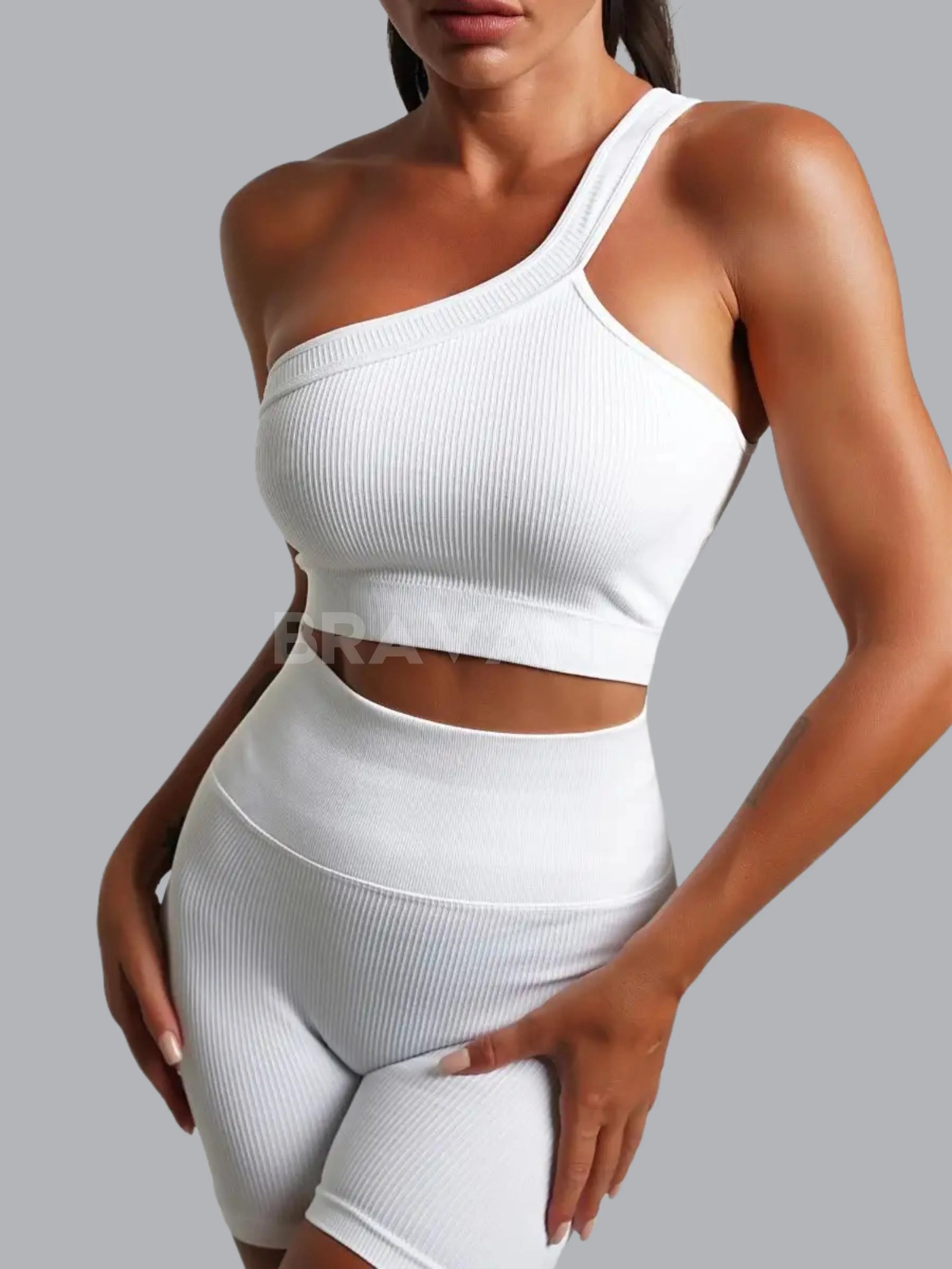 Conjunto Fitness com Top de Ombro Único e Short de Cintura Alta - ActivePulse