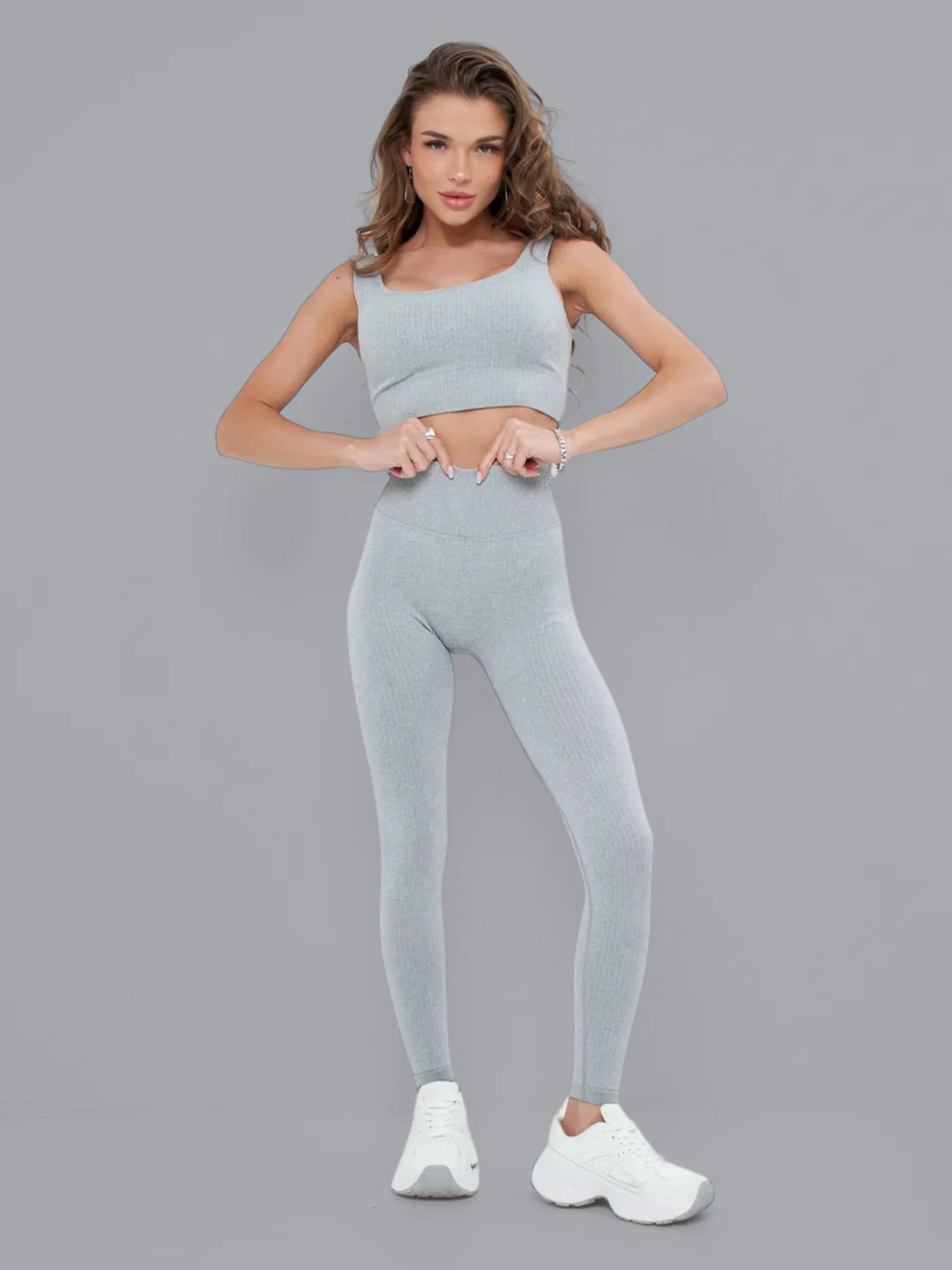 Conjunto Fitness com Top Canelado e Legging de Cintura Alta - VibeActive