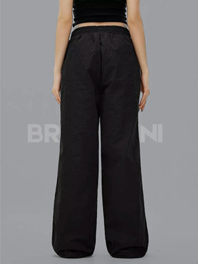 Calça Cargo Oversized com Cintura Alta e Bolsos - StreetPulse